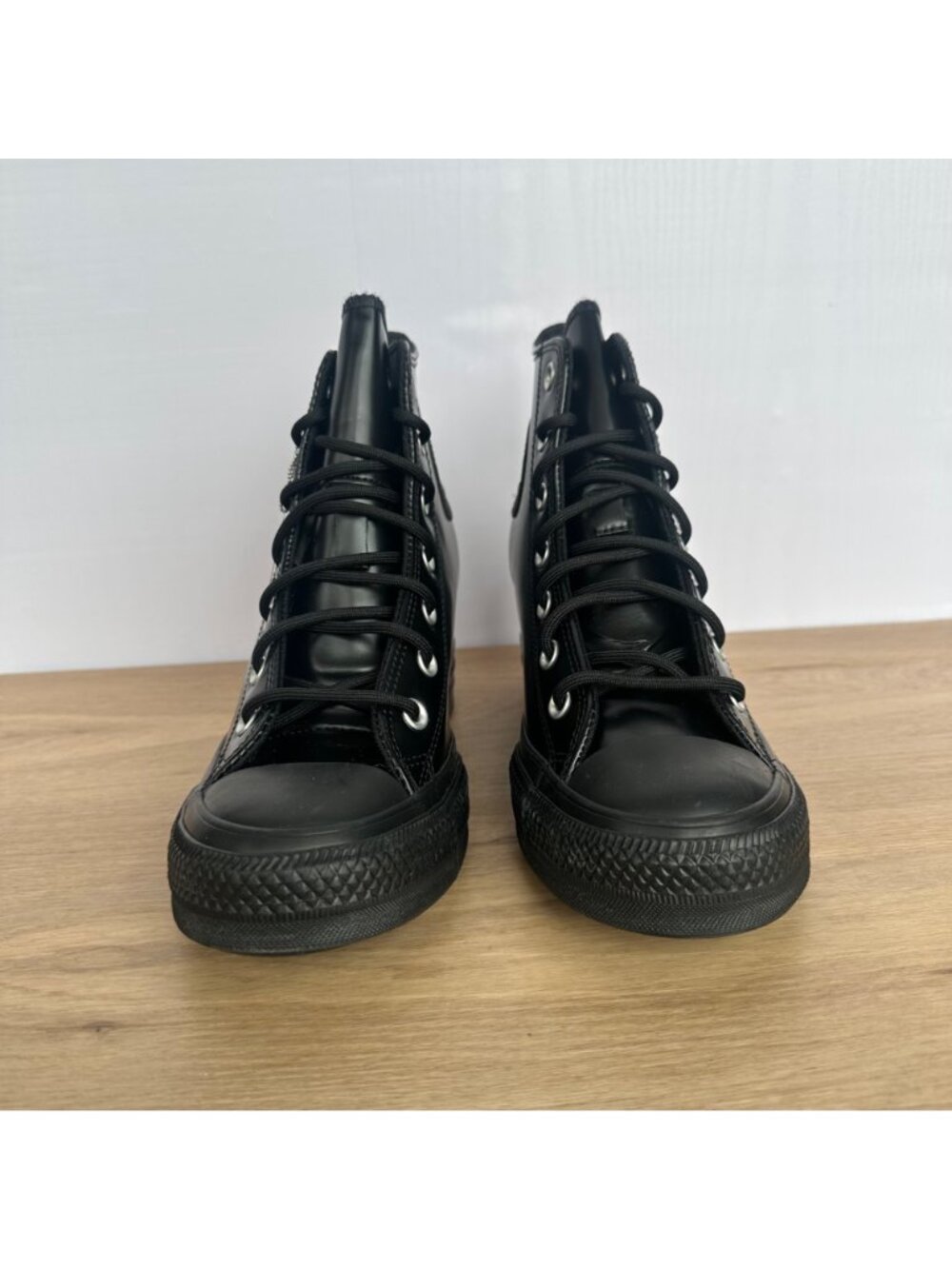 ✨Converse Chuck Taylor Wedge Platform Leather Sz 6 Women's Shoes Black A12827C - Picture 4 of 9